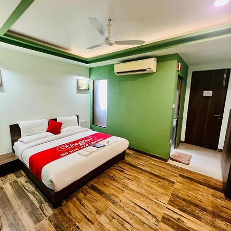 Hotel Raj Shikhar Ujjain Zewnętrze zdjęcie