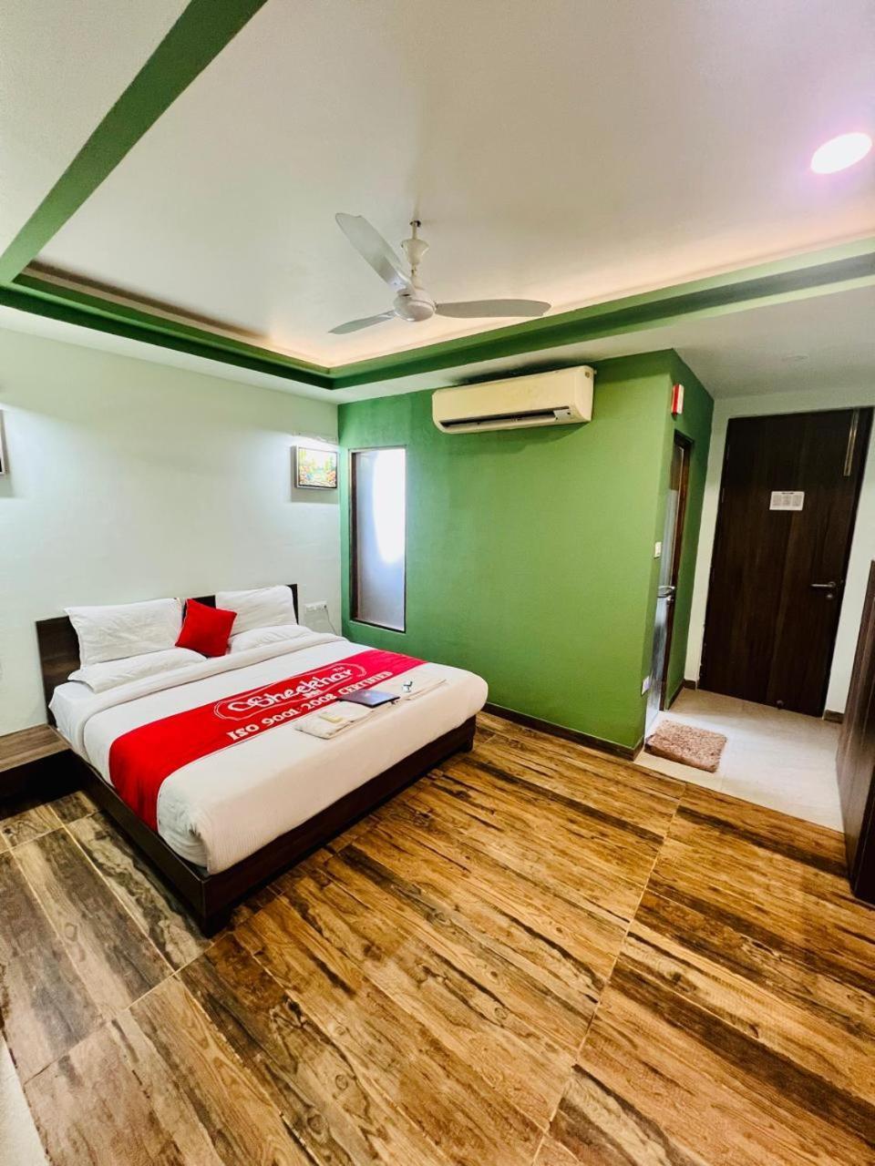 Hotel Raj Shikhar Ujjain Zewnętrze zdjęcie